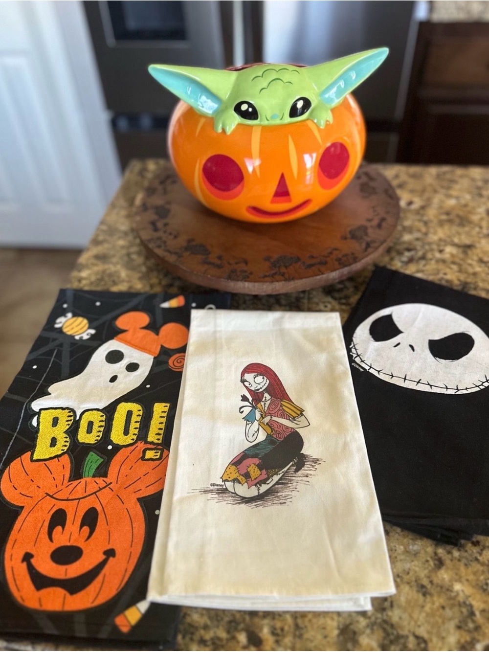 Disney 2022 3D Grogu Star Wars Candy Bowl. Includes Disney Halloween Towels Set.